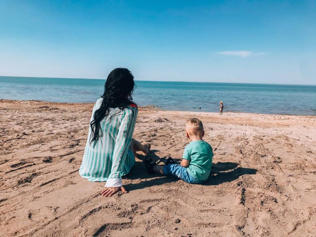 Водохранилище Тудакуль многие выбирают для пляжного отдыха с детьми
